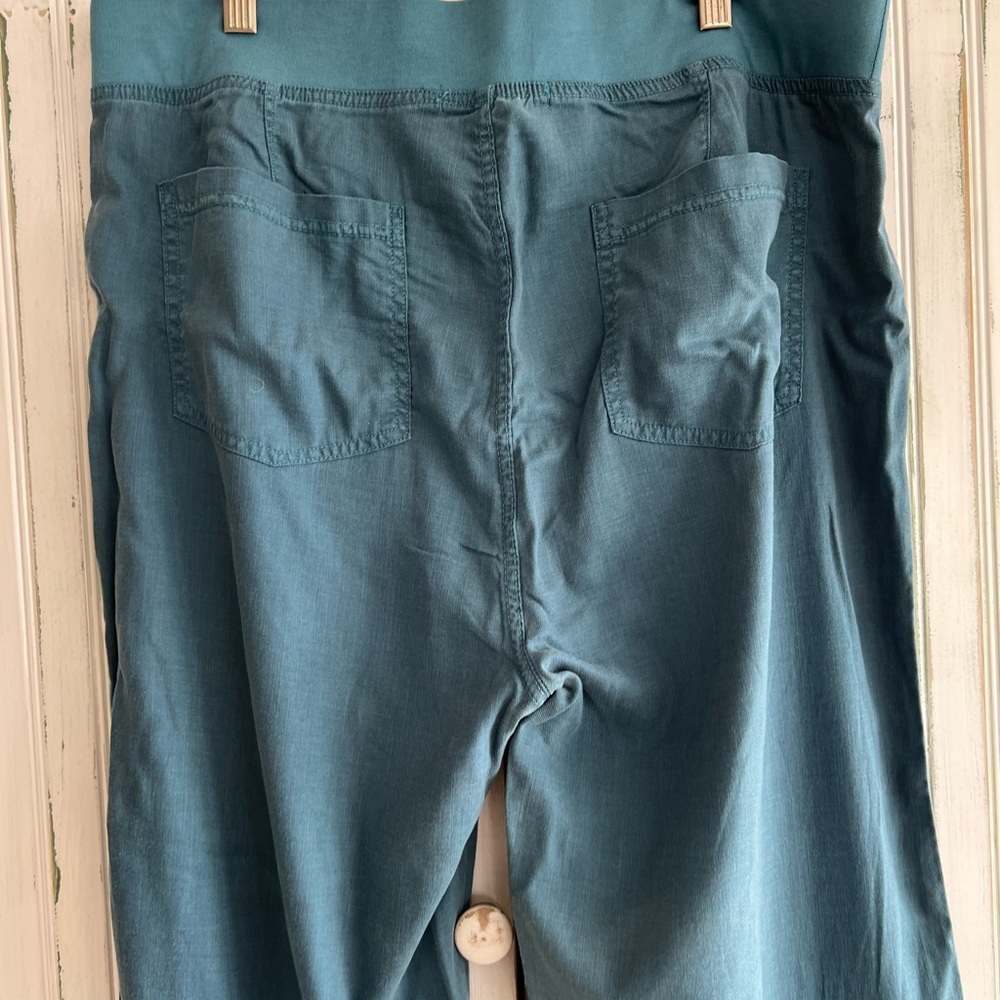 NWT XCVI Teal Hydra Flare Pant in sz L Large little smudge - Picture 7 of 13
